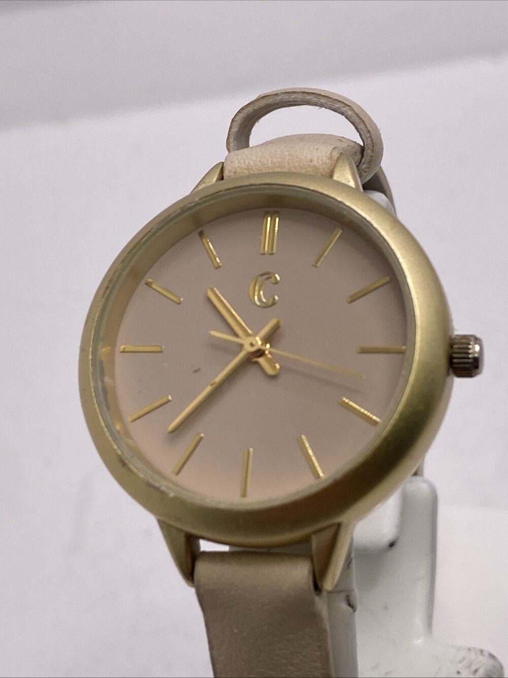 Charming Charlie Womens Gold Tone Watch Works New Battery